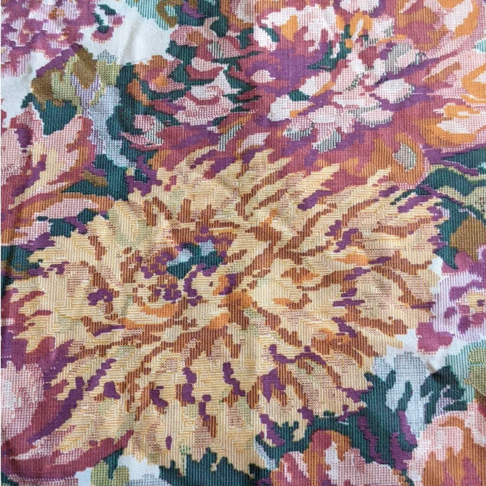 Vintage Baroque Floral Print Fabric, Large‎ Scale Floral Print, 42